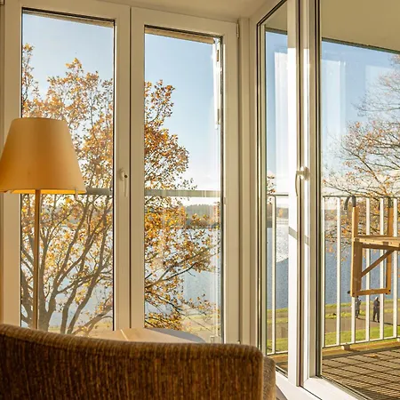 Seeblick 4*